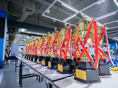ถ้วยรางวัลการแข่งขัน Global Robotics Competition 2025